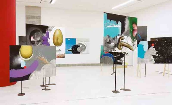 Ashley Hans Scheirl, Painter‘s Parody, 2017 Installation, documenta 14, Museum of Contemporary Art, Athen