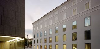 Das Mozarteum Salzburg. Wandel Eines Ortes.