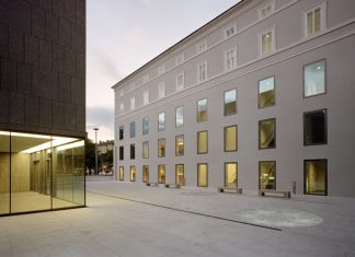 Das Mozarteum Salzburg. Wandel Eines Ortes.