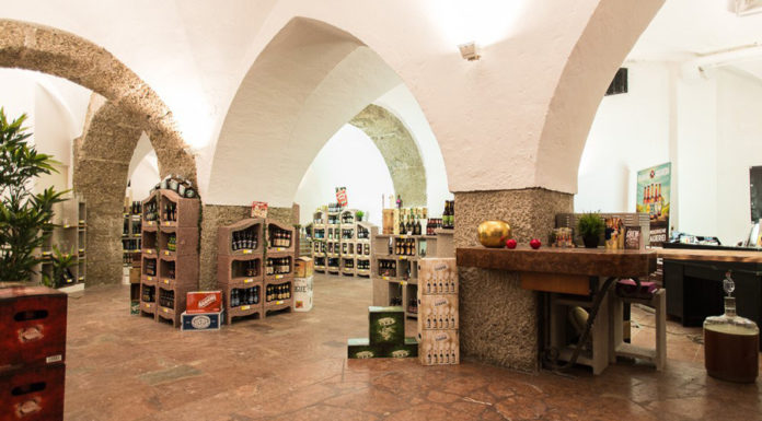 Bottle Shop / Salzburg