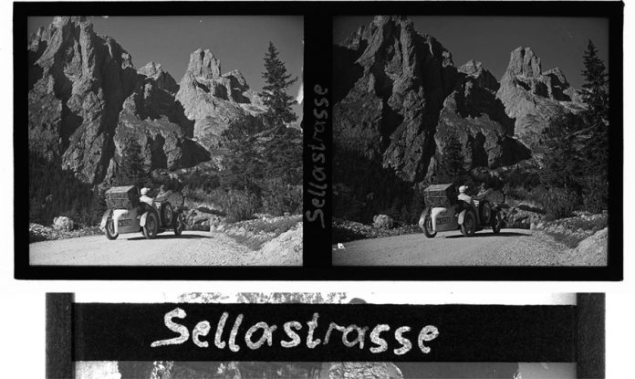 Sellajoch Strasse, Dolomiten um 1937, Foto: Norbert Bertolini
