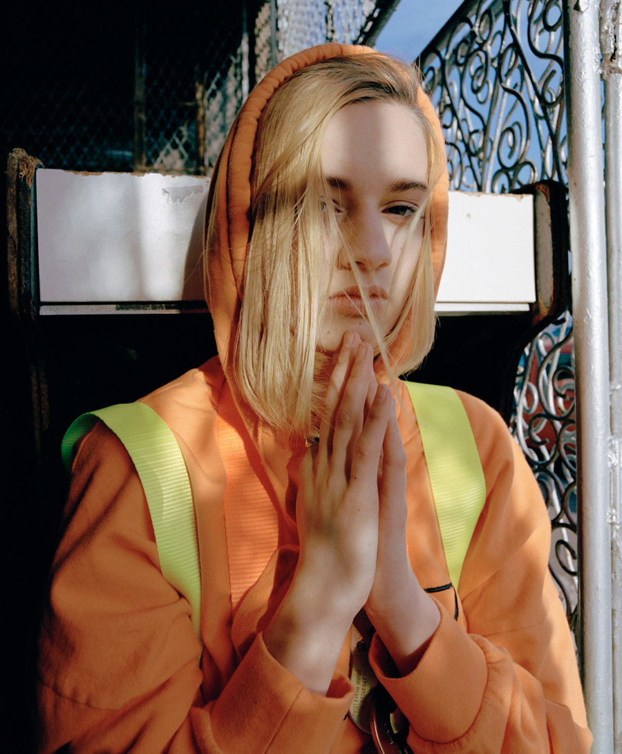 Mavi Phoenix © Kyle Weeks