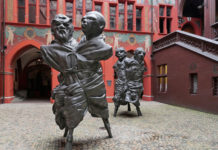 “Thomas Schütte” / Kunsthaus Bregenz, Vorarlberg