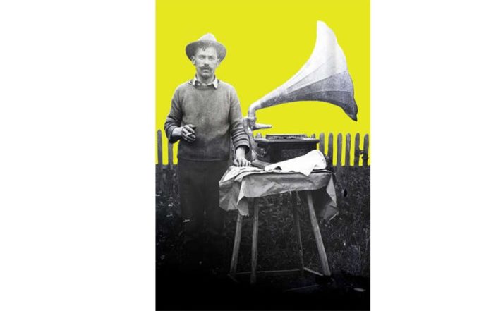 Franz Fauth, Mann mit Grammophon, St. Peter im Sulmtal, undatiert, (Multimediale Sammlungen /UMJ)