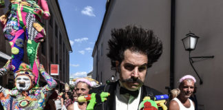 „33. Pflasterspektakel – Internationales Straßenkunstfestival Linz“ / Linz
