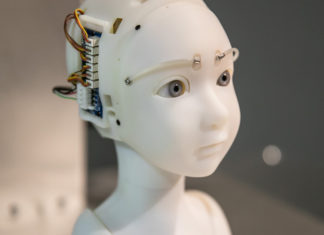 „Ars Electronica Festival: Out of the Box – Die Midlife-Crisis der Digitalen Revolution“ / POSTCITY Linz