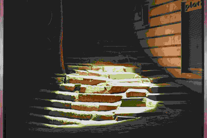 Karl-Heinz Klopf, aus „Mind the steps“, 2005, Farbfotografie, © Bildrecht, Wien, 2019