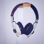 black-and-white-wireless-headphones-844923