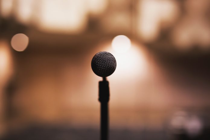 black-microphone-64057