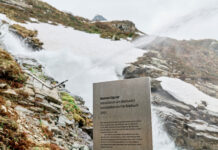 Roman Signer, Installation at the Bielbach / KUB Projekt 2021, Silvretta-Stausee at Bielerhöhe, Montafon