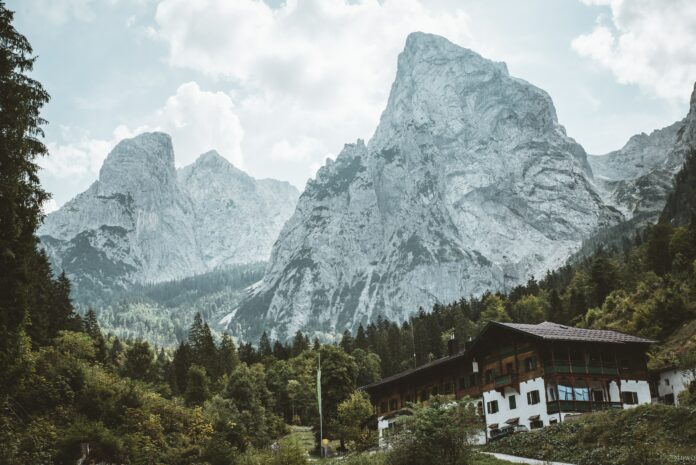 (c) pexels