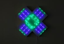 Brigitte Kowanz: ISTR (I seem to recall) / Schlossmuseum Linz