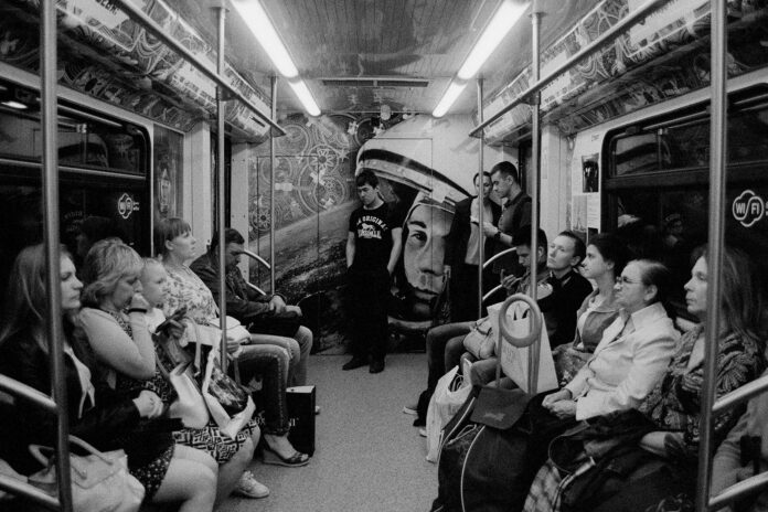 (c) Katharina Gruzei, aus der Serie: Mir Metro. Courtesy: Katharina Gruzei, Bildrecht Wien.