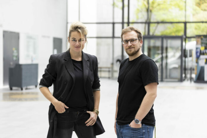 (c) Literaturfest Salzburg. Teresa Präauer und Josef Kirchner. Foto: ErikaMayer.
