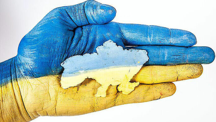 (c) Stand with Ukraine!