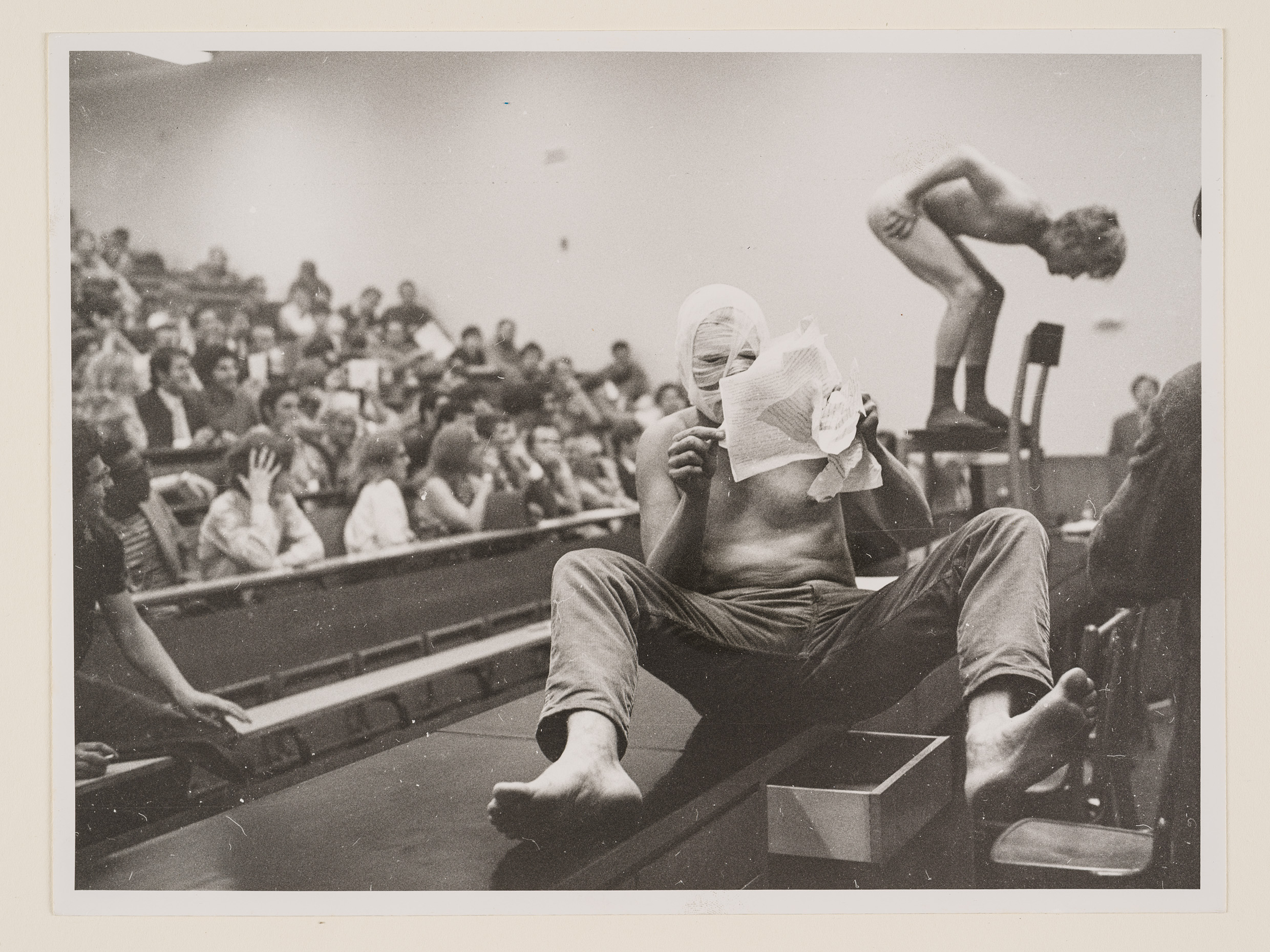 Günter Brus. Herzeigung / Neue Galerie Graz, BRUSEUM » CREATIVE