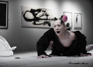„Embrace and Transform“ – Butoh Vienna Art Festival / Wien Der taiwanesische Künstler Hu Chia ist Gast des Festivals, Foto: © Te-Fan Wang