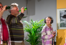 DUDES finally shut up / Theater im Bahnhof, Graz Scene from DUDES, Photo: © Marija Kanizaj