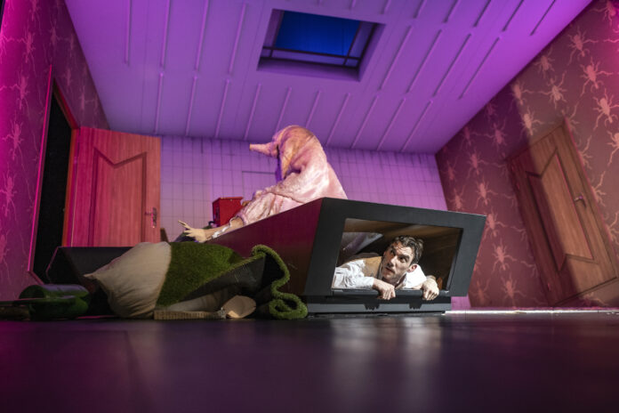 Kafka in Farbe, Foto: © Joel Schweizer Kafka in Farbe, Foto: © Joel Schweizer
