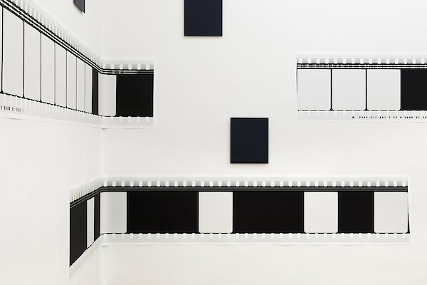 Heinrich Dunst, Volume: D, 2019, Courtesy Galerie nächst St. Stephan Rosemarie Schwarzwälder, Wien / Foto: © Markus Wörgötter Heinrich Dunst, Volume: D, 2019, Courtesy Galerie nächst St. Stephan Rosemarie Schwarzwälder, Wien / Foto: © Markus Wörgötter