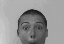 Michaela Moscouw – Present Absent / Francisco Carolinum Linz Michaela Moscouw, Versuch zu Gähnen, 1997 © Privatsammlung