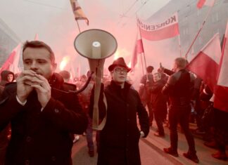 CROSSING EUROPE Filmfestival 2023 / various locations, Linz Wie die Jugend in radikalisierten Blasen landen kann: "Polish Prayers" von Hanka Nobis© First Hand Films
