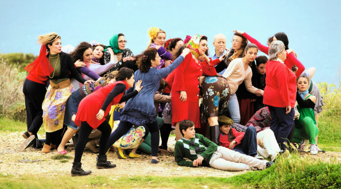 Marinella Senatore. We Rise by Lifting Others / Museum der Moderne Salzburg The School of Narrative Dance: Little Chaos, 2013 © Marinella Senatore