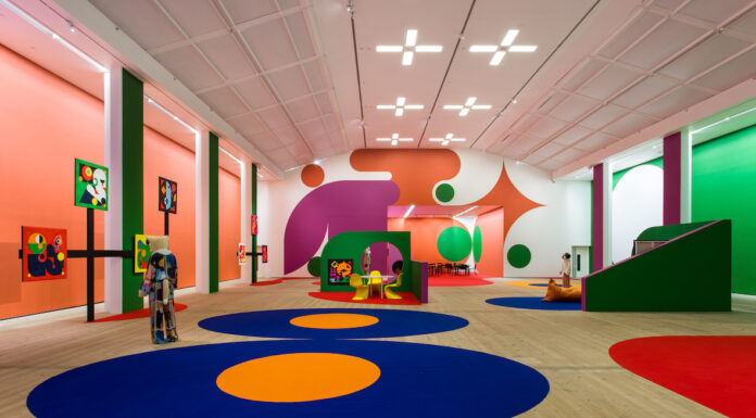 GALLERY WEEK_END Salzburg / various locations, Salzburg Kunst im Traklhaus: Ad Minoliti, BALTIC, Foto: © Rob Harris