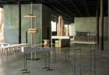 Architekturmodelle aus dem Atelier Peter Zumthor / Werkraum Bregenzerwald, Andelsbuch, Vorarlberg Modellfoto der Ausstellung im Werkraum Haus Andelsbuch, 2023 © Atelier Peter Zumthor