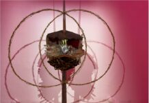 Fleeing Shadows – Henry Jesionka / Kulturzentrum bei den Minoriten, Graz, Styria Ein Schiffswrack als Mahnmal - Elegie von Henry Jesopnka © Henry Jesionka