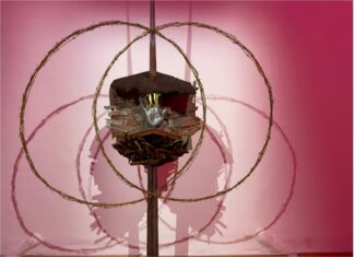 Fleeing Shadows – Henry Jesionka / Kulturzentrum bei den Minoriten, Graz, Steiermark Ein Schiffswrack als Mahnmal - Elegie von Henry Jesopnka © Henry Jesionka