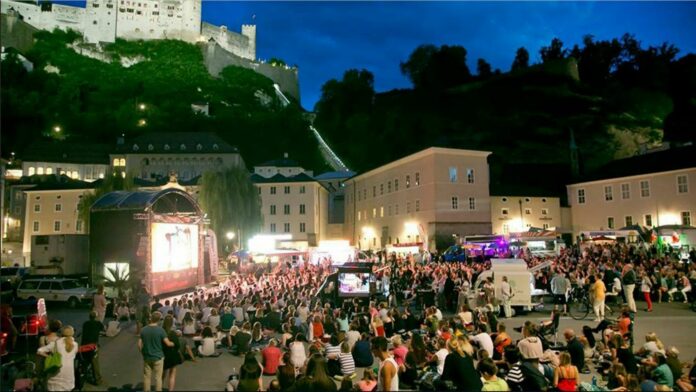 Kino unter Sternen ©Sternenkino Salzburg Kino unter Sternen ©Sternenkino Salzburg