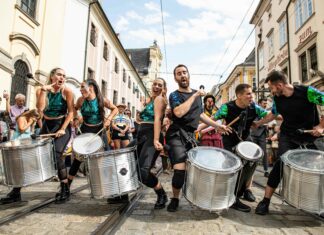 Pflasterspektakel 2024, various locations, Linz