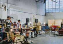 When words alone are not enough. / CampusVäre Dornbirn