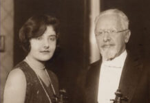 Only the violins have remained / Austrian Cultural Forum Bucharest