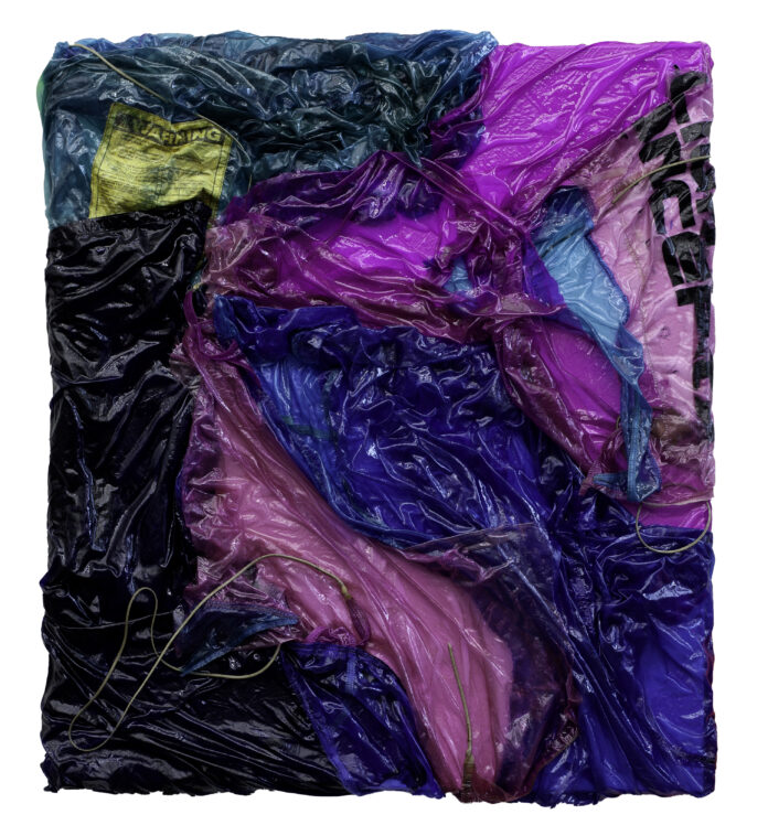 Clemens Wolf, Parachute Painting, 2024, Fallschirmteile und Epoxy auf Leinwand, 103 x 93 cm