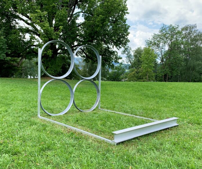 Michael Kienzer Circles 2020, Aluminium, Stahl © der Künstler