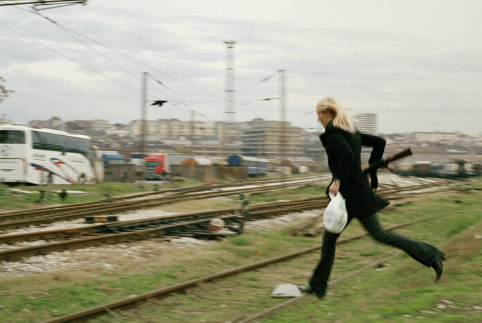 Milica Tomić, One Day, instead of one night, a burst of machine-gun fire will flash, if light cannot come otherwise (Oskar Davico, fragment from a poem), 3. September, 2009, photo © Srdjan Veljovic