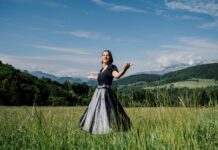 Dirndl meets Hollywood / Salzburger Heimatwerk, Salzburg