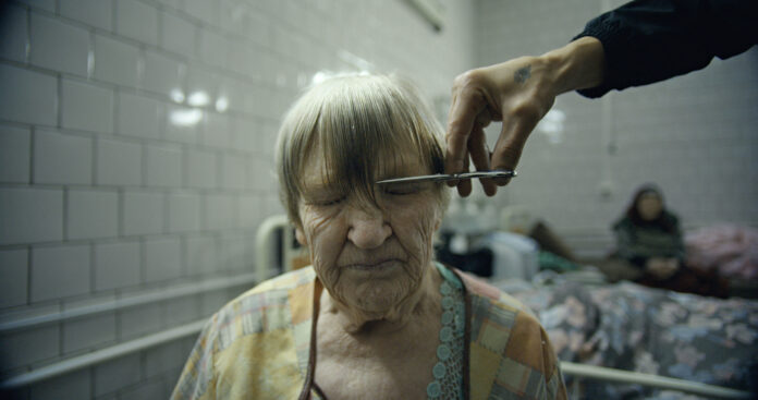 Filmstill Dear Beautiful Beloved © Juri Rechinsky | Österreich | 2024 Main Still 02 DCI