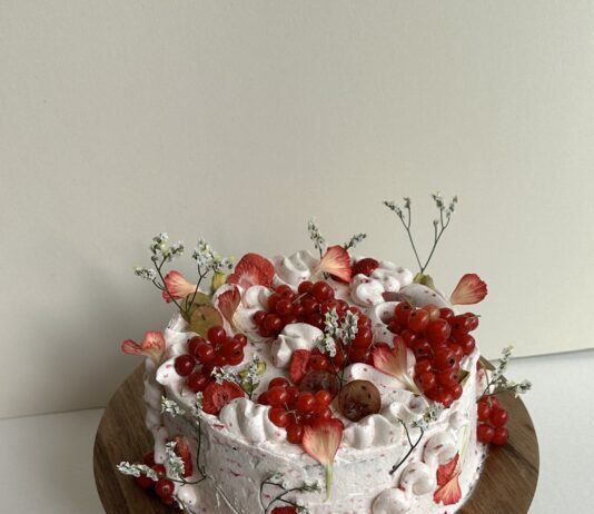 »CREAM« timeless and contemporary objects of desire, art, wine creative food 2025/ REAKTOR Wien