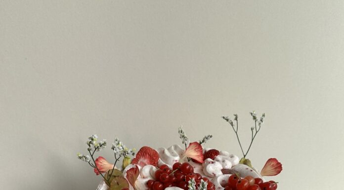 »CREAM« timeless and contemporary objects of desire, art, wine creative food 2025/ REAKTOR Vienna