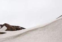 KATJA HASENÖHRL & LORENA SENDIC SILVERA | Im Licht des Nordens / Bildraum 01, Wien