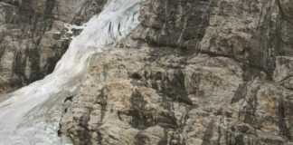 Michael Goldgruber – ON THE BRINK – fotografische Modulationen des Wandels / kunsthaus muerz, Mürzzuschlag, Steiermark