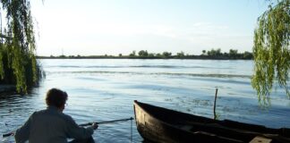 ANNEA LOCKWOOD: A SOUND MAP OF THE DANUBE / MAK Wien